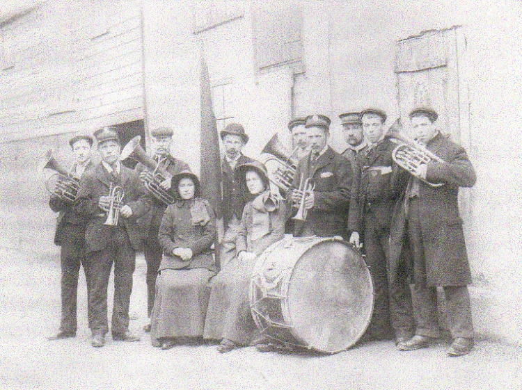 Salvation Army Band, Double Street